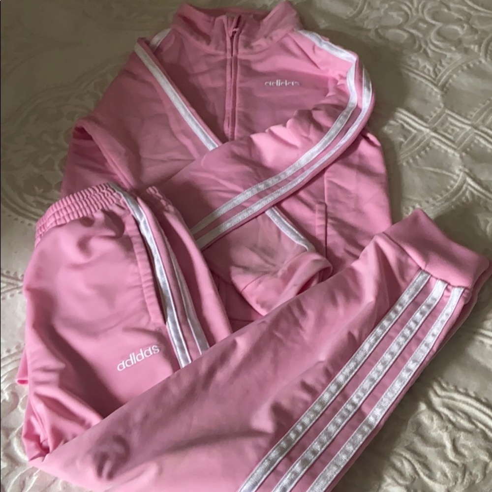 Adidas tracking suite